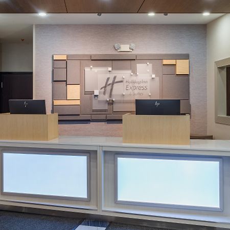 Holiday Inn Express Hotel & Suites Swansea By Ihg Екстер'єр фото