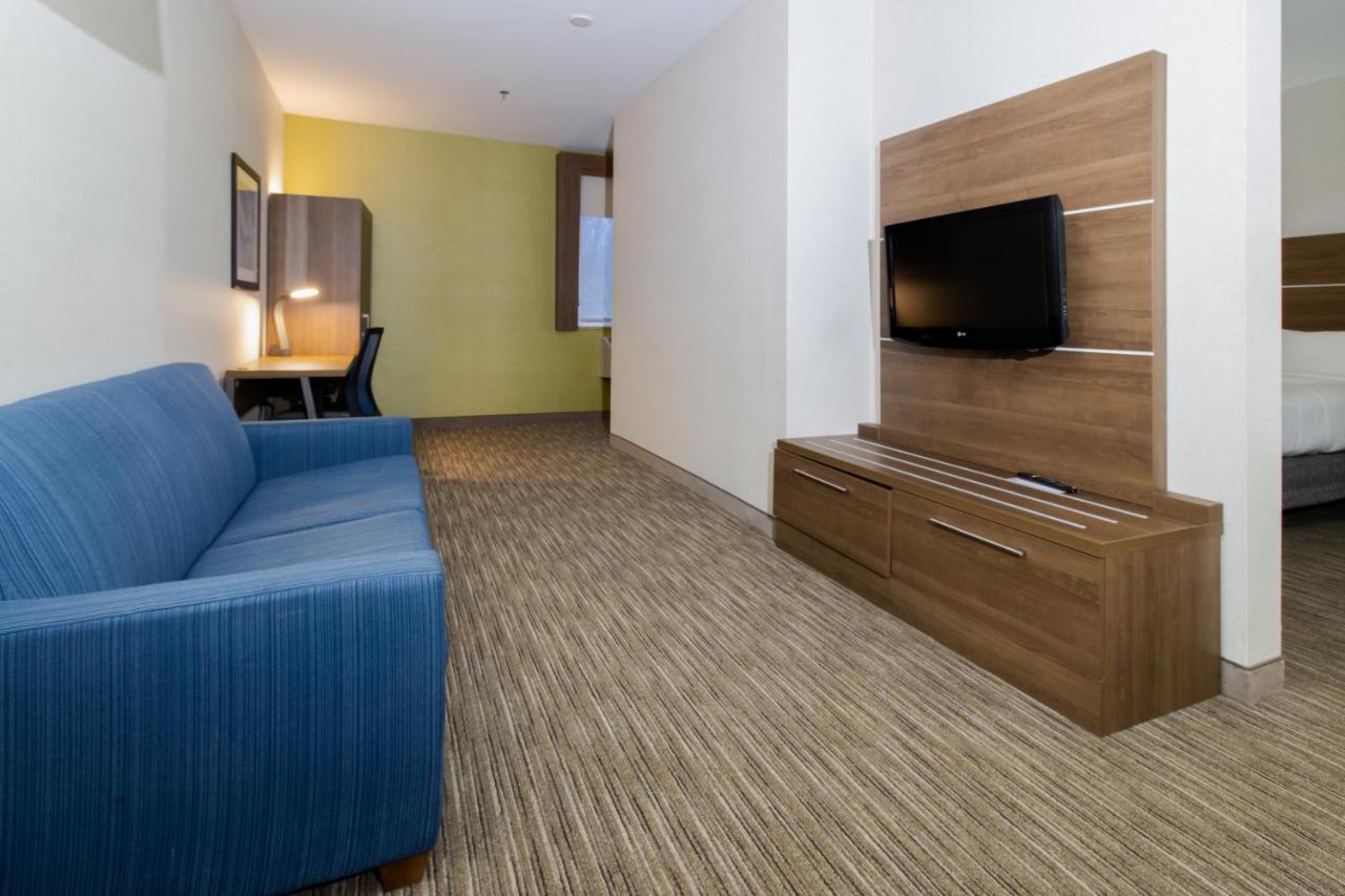 Holiday Inn Express Hotel & Suites Swansea By Ihg Екстер'єр фото