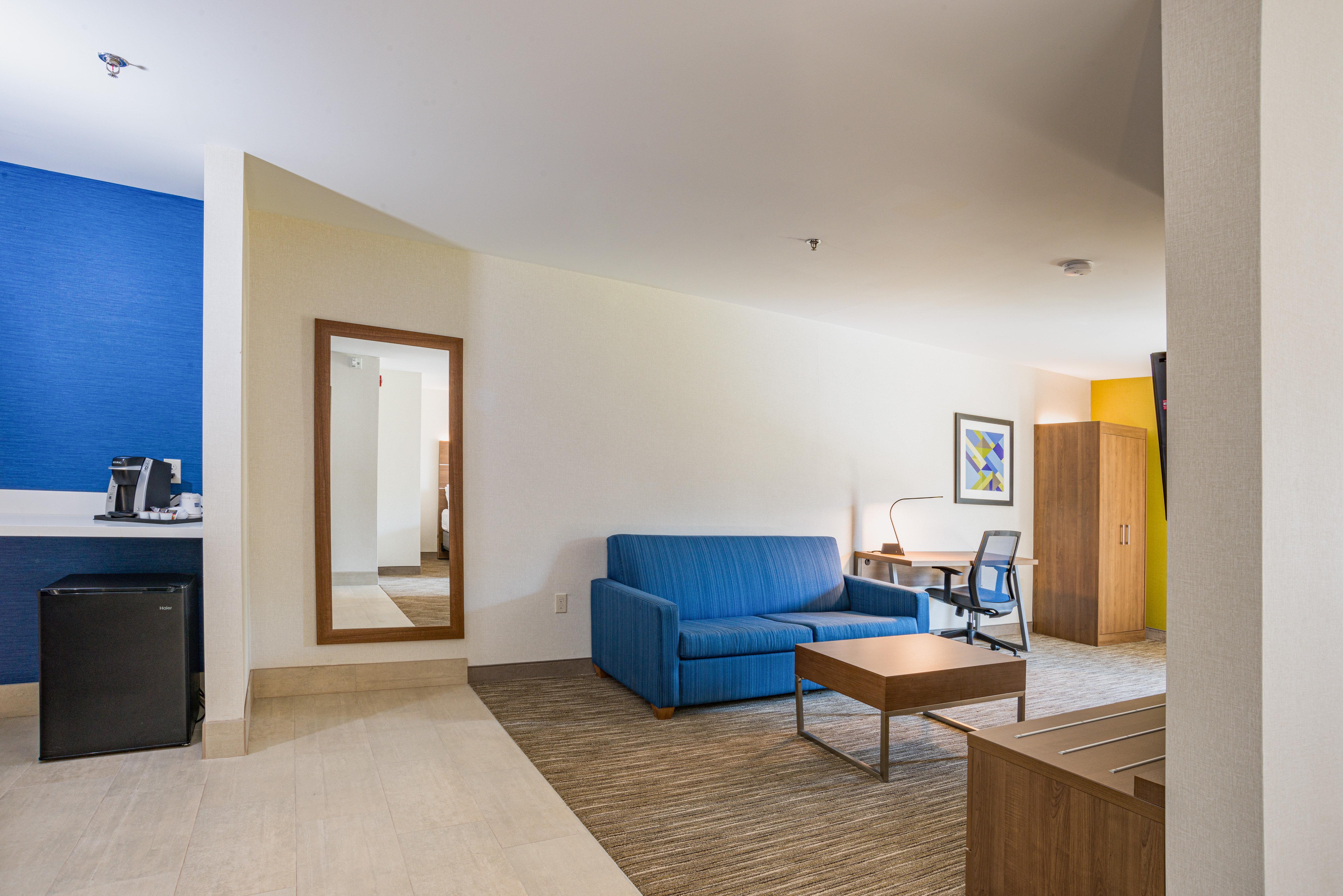 Holiday Inn Express Hotel & Suites Swansea By Ihg Екстер'єр фото