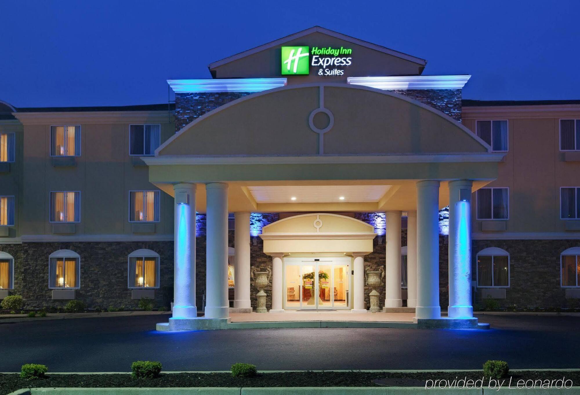 Holiday Inn Express Hotel & Suites Swansea By Ihg Екстер'єр фото